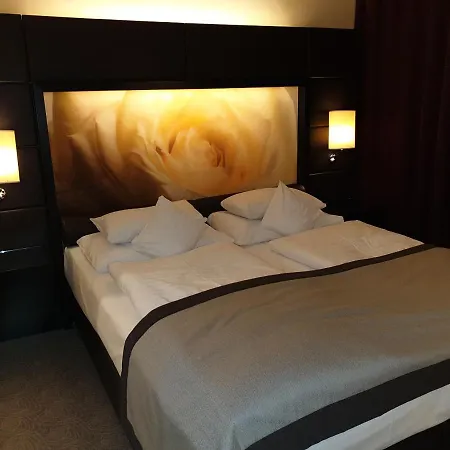 Charming Studio In Heraklion Prefecture With Private Entrance And Scenic Views شقة